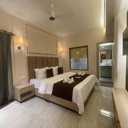Royal Casa Baga Hotel ภายนอก รูปภาพ