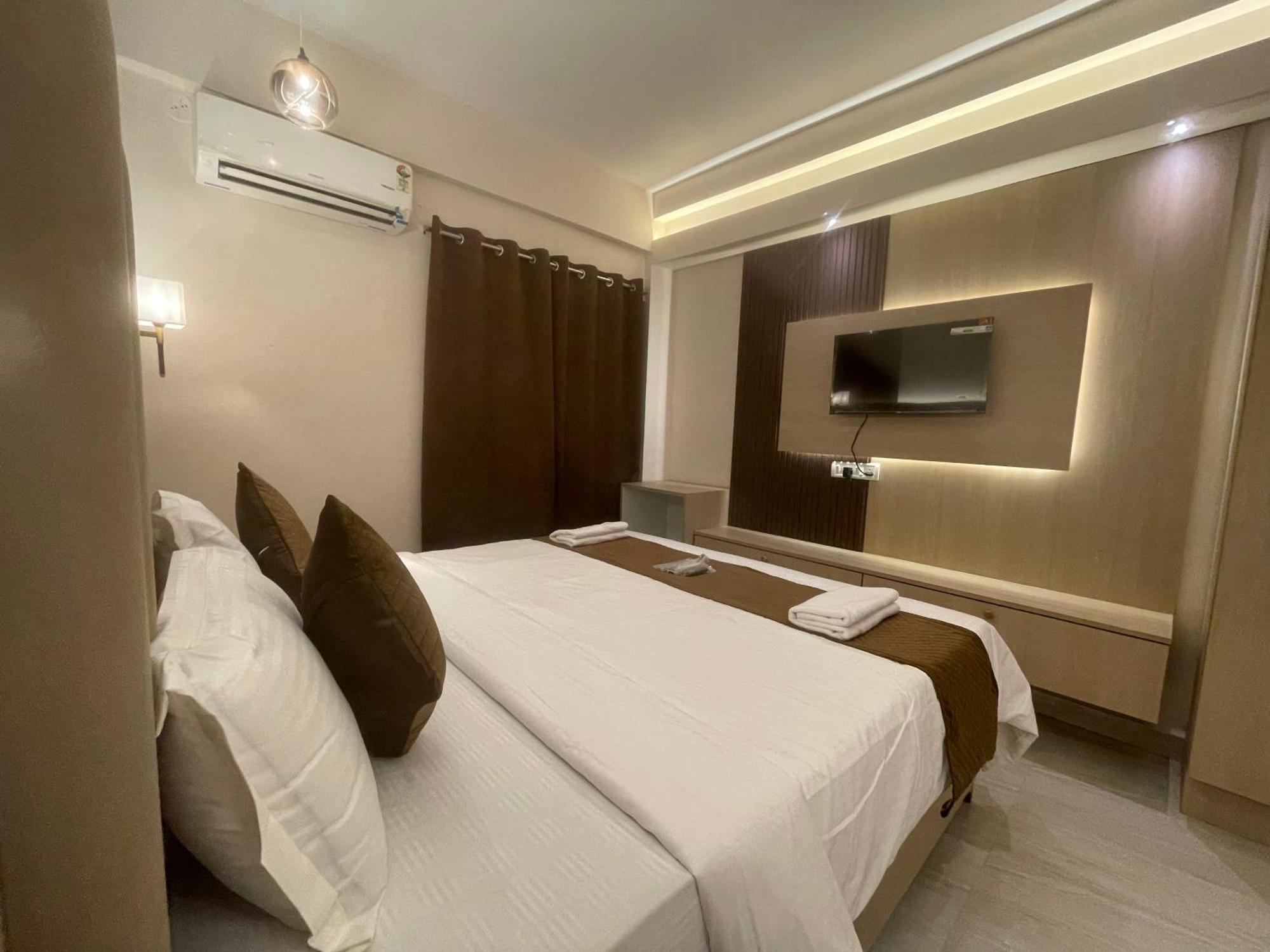 Royal Casa Baga Hotel ภายนอก รูปภาพ